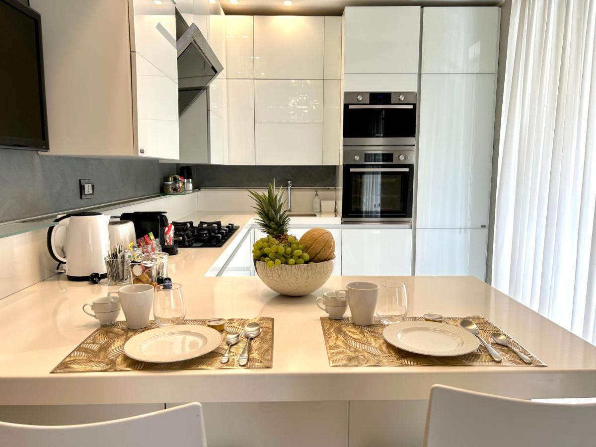 Sismondi New Apt มิลาน ภายนอก รูปภาพ