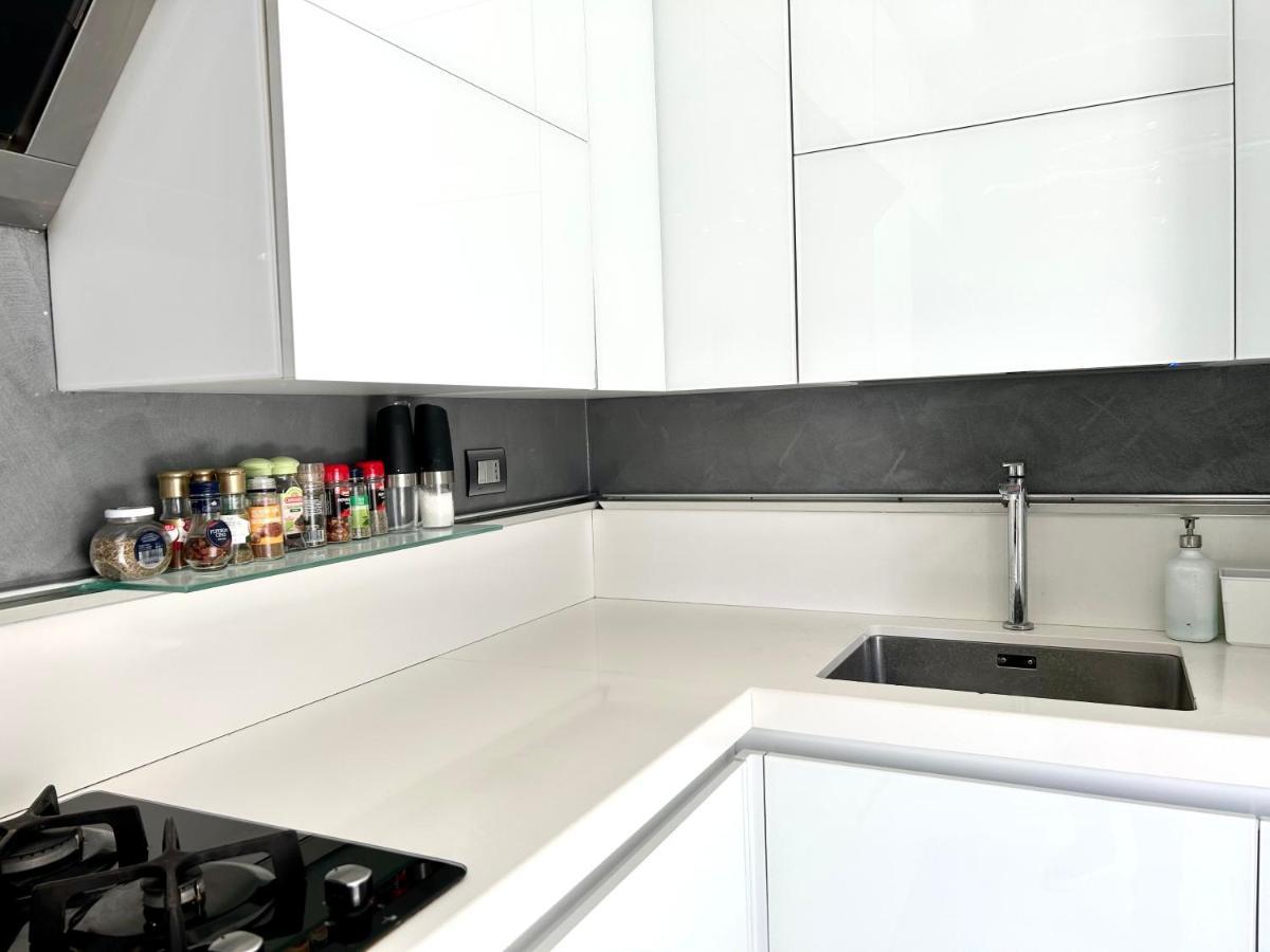 Sismondi New Apt มิลาน ภายนอก รูปภาพ